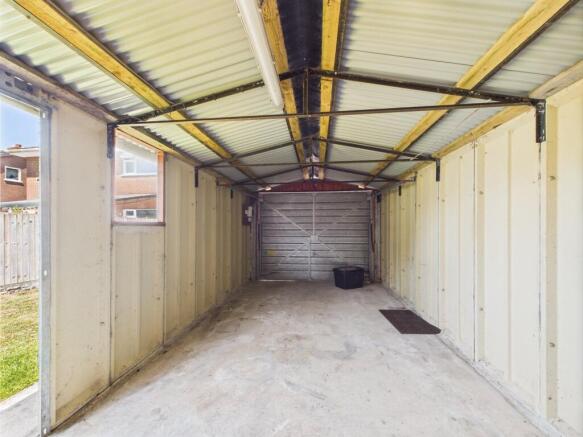 detached garage