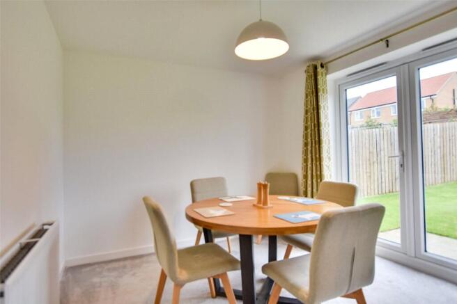 4 bed Detached for sale Image 5