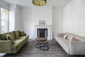 104, Calabria Road, London N5 1HT
