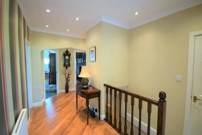 02 Corbiere, Elland Road, Ripponden, HX6 4JN Hallw