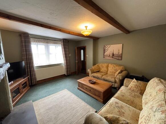 6 bed Detached for sale Image 8