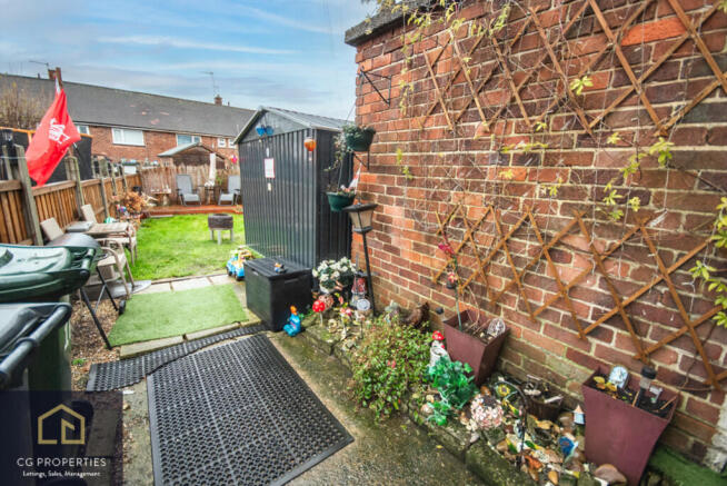 3 bed Town House for sale Image 12