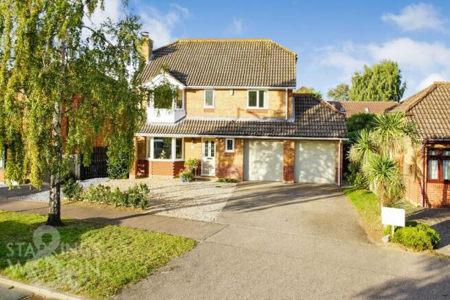 4-bed detached on Felsham Way, Thorpe Marriott, Norwich, £475,000