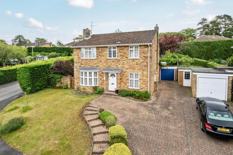 Huntsmead, Alton, GU34