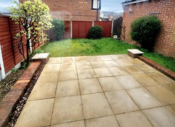 3 bed Detached to rent Image 4