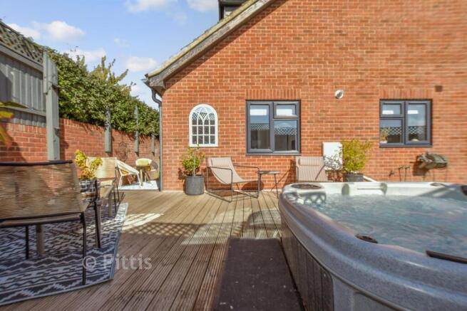 Patio / Decking