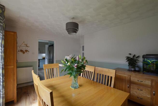 dining room.JPG