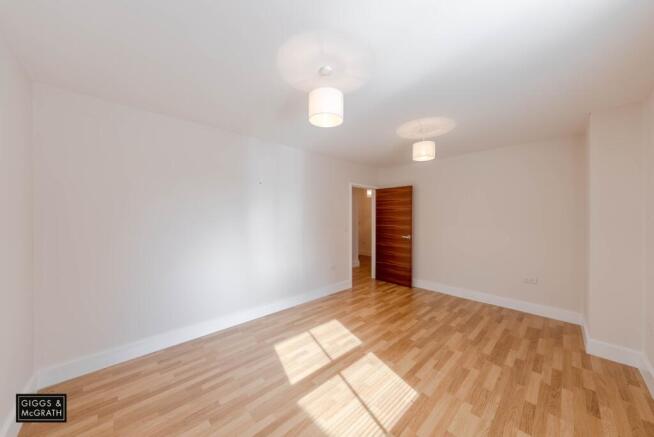Flat 6, The Grange, 115 High Street, Brampton, Huntingdon, Cambridgeshire, PE28 4RA photo 4