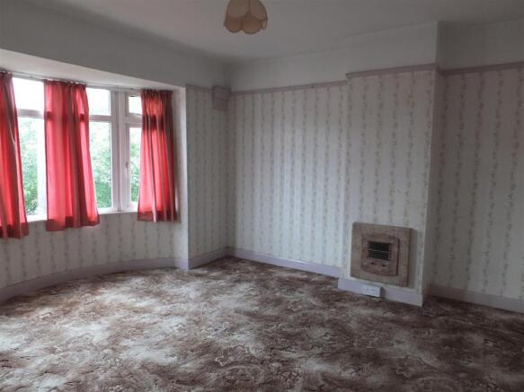 Bedroom 1: