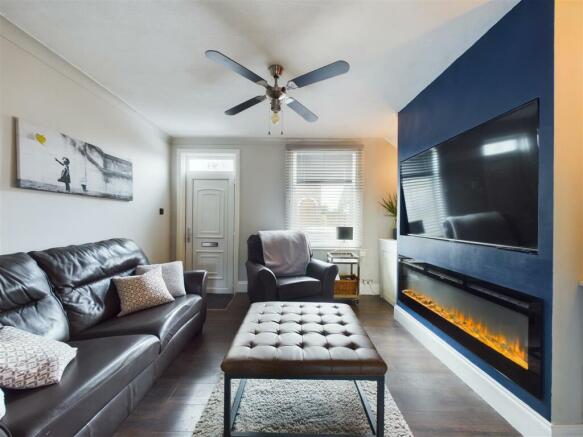 SITTING ROOM