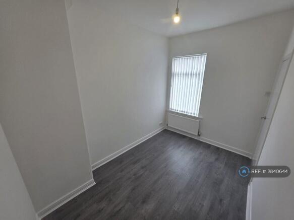 3 bed End of Terrace to rent Image 12