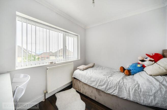 2 bed Semi-Detached for sale Image 12
