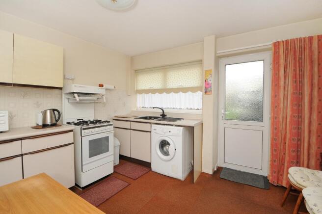Kitchen/Dining Area