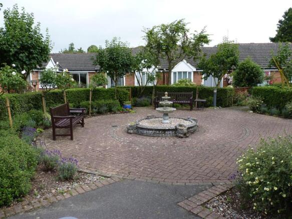 COMMUNAL GARDENS