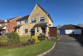 45, Sandringham Close, Brackley NN13 6JQ