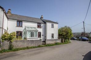 Davis Cottage, Fore Street, Yelverton PL20 7JJ