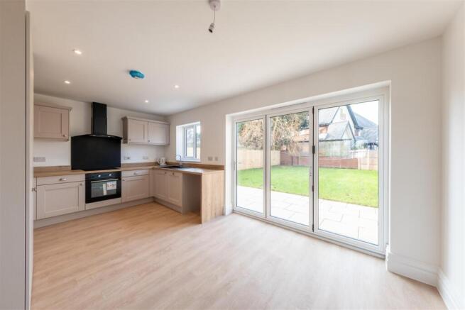 94 and 96 Pipers Lane-048.jpg