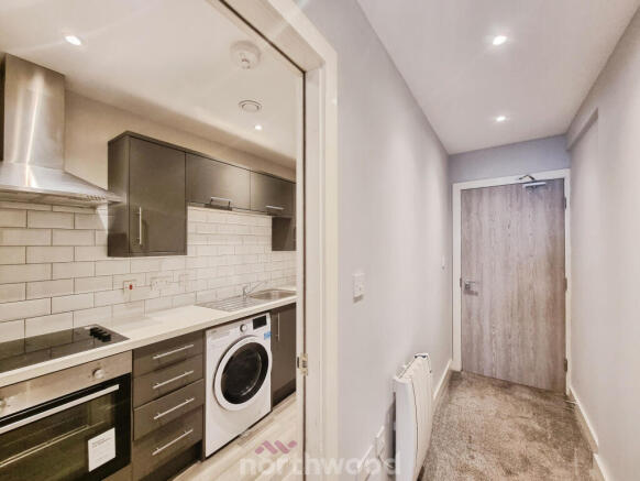 1 bed Flat to rent Image 10