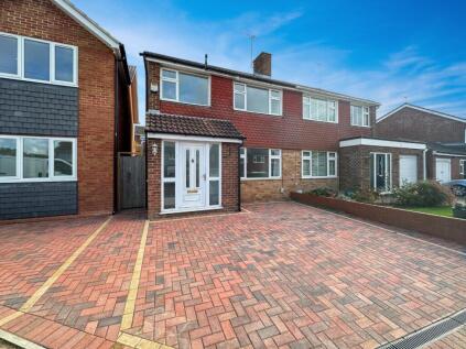 Kinmoor Close, Luton