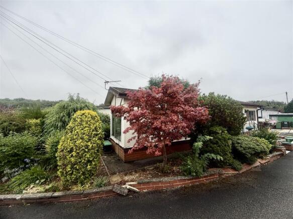 1 bed Park Home for sale Image 9