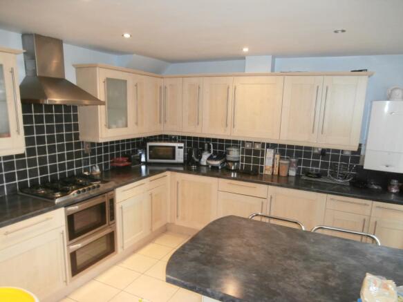 Kitchen 2