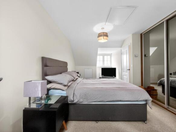4 bed Terraced for sale Image 12
