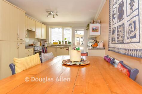 Dukes Farm Road, Billericay, Essex