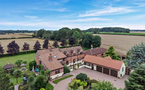 Yarmouth Road, Lound, Lowestoft, Suffolk, NR32