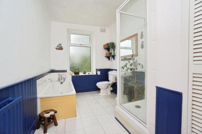 4 bed Terraced for sale Image 10
