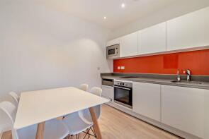 48, Swan House, Homestead Road, Rickmansworth WD3 1FX