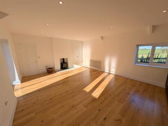 Lounge/Kitchen
