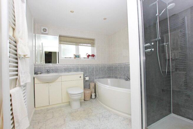 2 bed Terraced for sale Image 11