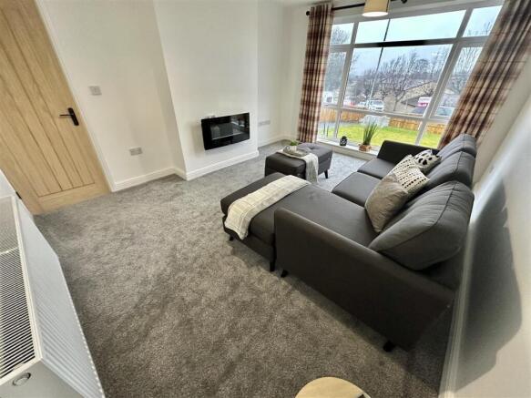2 bed Detached Bungalow for sale Image 3