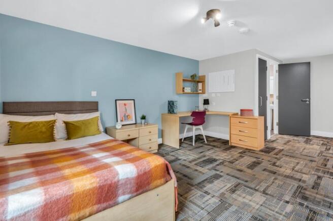 5 bed Private Halls to rent Image 7