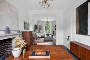 28, London Fields East Side, Hackney, London E8 3SA