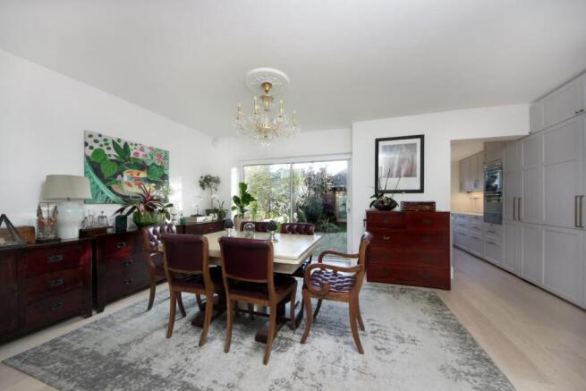 Court Way, W3 photo 4