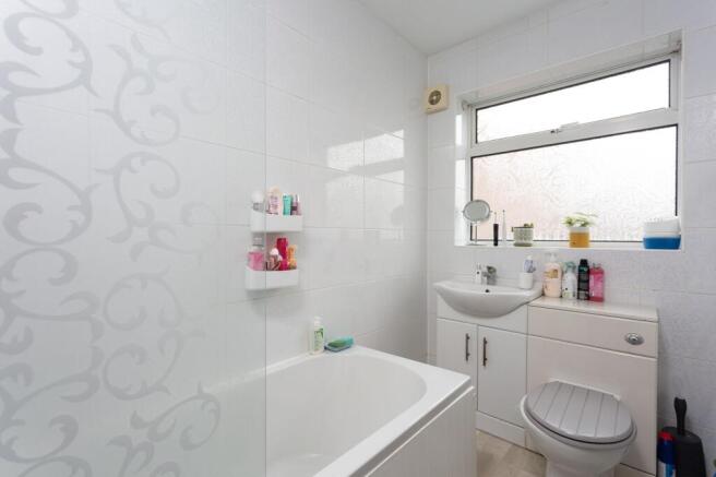 2 bed Semi-Detached Bungalow for sale Image 7