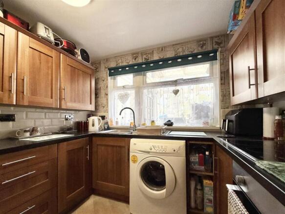 Kitchen_.jpeg