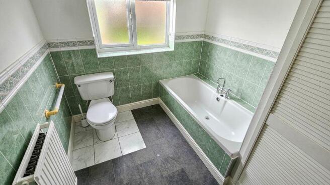 Photo 11