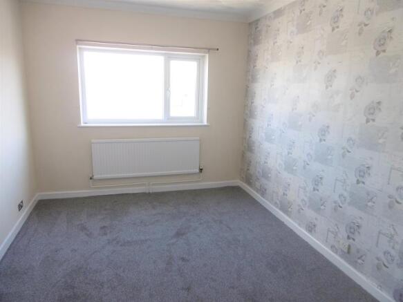 Bedroom 2 (REAR)