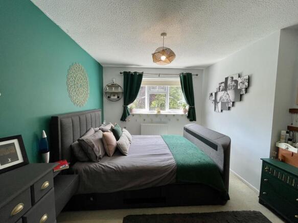 Bedroom 1 with Vi...