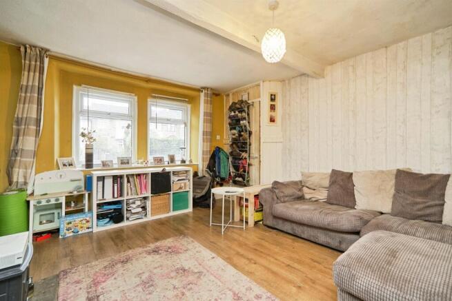 2 bed Terraced for sale Image 6