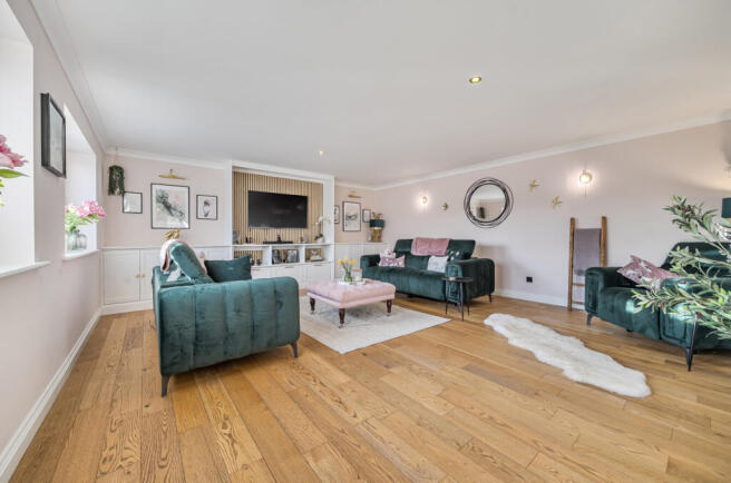 1395710-16-696514...