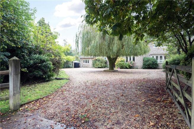 Approach/Driveway