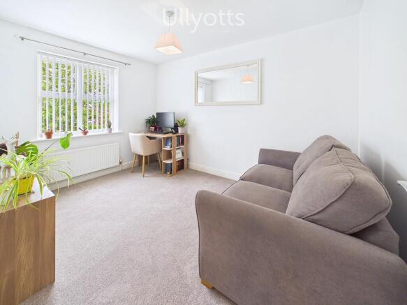 3 bed Detached to rent Image 8