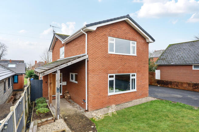 -694522b916a0a-l-1388780-10-6943fb84ac5f9