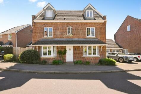 Pheasant Close, Four Marks, Alton, Hampshire, GU34