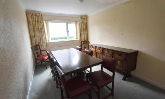 DINING ROOM/BEDROOM 3