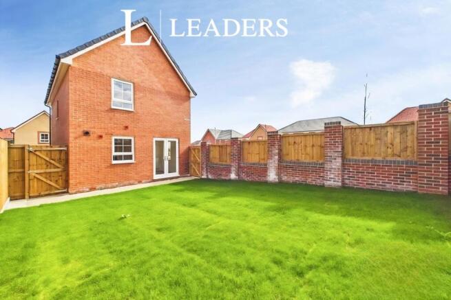3 bed Detached to rent Image 11