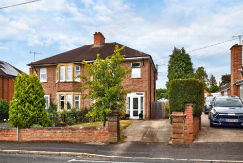 Lichfield Avenue, off Ledbury Road, Hereford, HR1